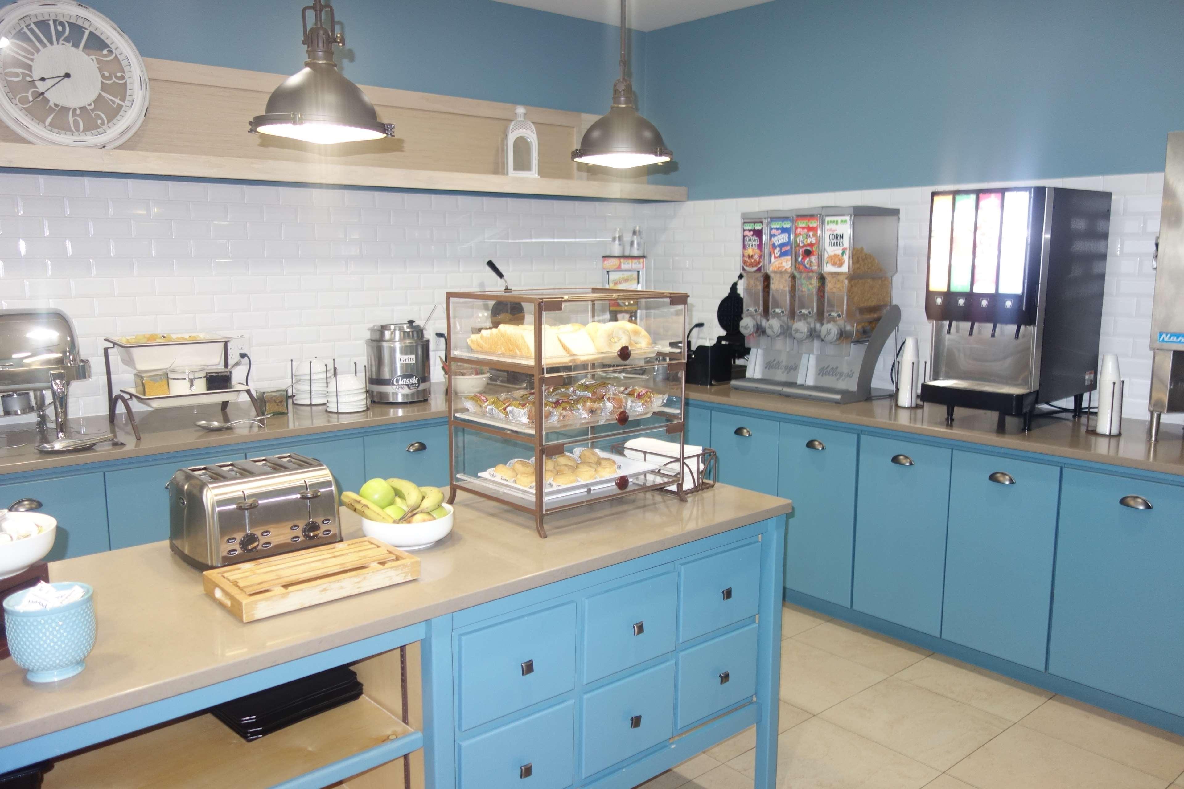 Country Inn & Suites By Radisson, Helen, Ga מראה חיצוני תמונה