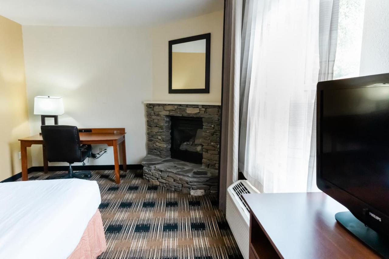 Country Inn & Suites By Radisson, Helen, Ga מראה חיצוני תמונה